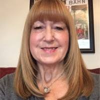 20+ "Julie Hutt" profiles