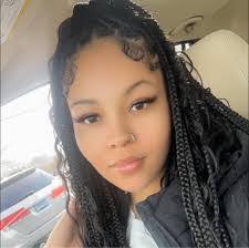 Cara Norris's Instagram, Twitter & Facebook