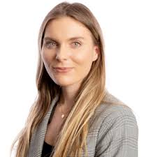 46 Reviews of Lauren Downs rated 4.9/5 at Lyons Bowe