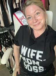 Joanne Ramey's Instagram, Twitter & Facebook