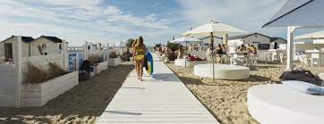 Helaas tot zondag fully booked. Muziek Moet Nog Stiller In Strandbars Knokke Heist Focus En Wtv