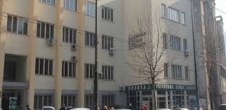 Ovim proširenjem, poslovna mreža rajfajzen banke ima ukupno 93 organizacione jedinice u bih, posredstvom kojih više od 1.500 zaposlenih pruža usluge za oko 500.000 klijenata. Zgrada Privredne Banke U Sarajevu Prodaje Se Za 9 Miliona Km Akta Ba