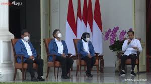 Sejak menteri kelautan dan perikanan edhy prabowo serta menteri sosial juliari batubara dicokok spekulasi muncul bahwa reshuffle akan dilakukan pada rabu pon, 23 desember 2020. S8mwphaeh5mr M