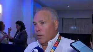 Exvicepresidente Lewis se refiere sobre la posibilidad de ser compañero de  fórmula de Torrijos