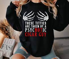 Sweatshirt Tittyes - Etsy