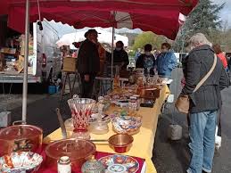 Check spelling or type a new query. Brocantes Vide Greniers Ou Chiner Ce Week End En Seine Et Marne La Marne
