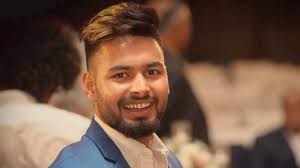 Rishabh pant girlfriend isha negi है, isha negi भारतीय व्यवसायी और fashion designer भी है, यह सुर्खियों में तब आयी जब ईशा ने अपने instagram पर rishabh pant के साथ photo को upload करके अपने रिश्ते का खुलासा. You Are The Reason I M So Happy Rishabh Pant Writes To Girlfriend Makes Relationship Official On