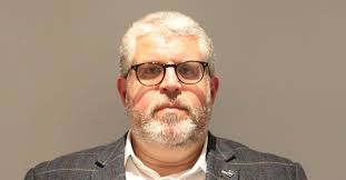 Steven Wild's Instagram, Twitter & Facebook