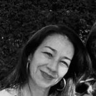 Ana Kendall's Instagram, Twitter & Facebook