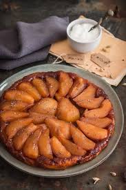 Tarte Tatin Aux Poires Et A La Cardamome Tarte Tatin Aux Poires Recette Tarte Poire Tarte Tatin