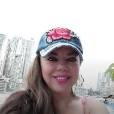 Finalizamos el 👨🏻‍💻 curso presencial de "Inglés con enfoque de  servicio", en el que participaron representantes de establecimientos  turísticos de Quito para fortalecer e impulsar un servicio de calidad y  bilingüe en