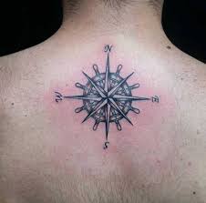 Erkek Ense Pusula Dovmesi Man Nack Compass Tattoo Compass Tattoo Pusula Dovme