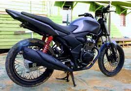 Modif verza kontes touring style harian ini menggunakan velg jari jari tapak lebar dengan profil ban besar. Modifikasi Motor Honda Verza Teknik Otomotif Co Id