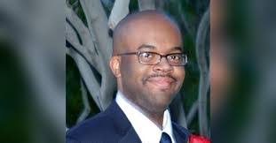 Christopher Hosey's Instagram, Twitter & Facebook