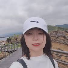 朋友說我照相比較不死板，會教人擺姿勢。 有您們真好，給我練習的機會。 #溪頭練痟話