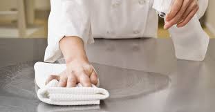 Grandes cocinas que han sobrepasado su función inicial hasta transformarse en lugares de reunión y otras más bien funcionales e integradas en pequeñas viviendas; Washing Area Industrial Kitchen Professional Equipment