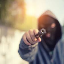 How to Deal With Someone Threatening You With a Weapon