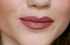 Ean Ta Xeilh Sas Einai Lepta Kai Mikra Kalo Einai Na Protimhsete Ena Kragion Se Anoixtes Apoxrwseis Oi Skoyroxrwmes Apoxrwseis 8a Lip Liner Beauty Hacks Lips