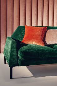 Weitere ideen zu samt sofa, sofa, samtsofa. Comeback Samtsofa Wie Empfindlich Ist Samt Wirklich