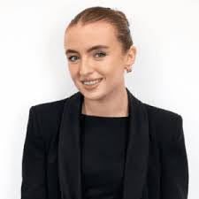 Georgina Clements's Instagram, Twitter & Facebook