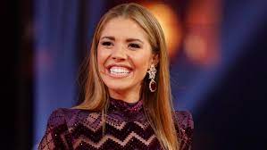 Get all the lyrics to songs by victoria swarovski and join the genius community of music scholars to learn the meaning behind the lyrics. Let S Dance 2020 Victoria Swarovski Machte Den Coronavirus Test Freiwillig
