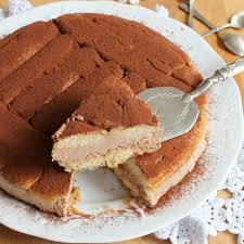 Siete alla ricerca di un dolce facile da preparare che non richiede la cottura al forno? Torta Fredda Mascarpone E Nutella Ricetta Veloce Senza Cottura Ricette Dolci Dolci Ricette