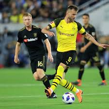 — edin terzic (@edin_terzic) may 11, 2016. Andriy Yarmolenko Officially Moves To West Ham United Fear The Wall