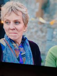 Now I'm watching The Book of The Dead (S24 E2)I wonder if she plays a nosey  caracter this time too 🤔🤔