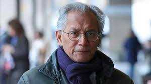 Robin Day's Instagram, Twitter & Facebook