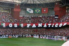 Vamos marchar sempre cantando o hino do furacão e no peito ostentando a faixa de campeão. Torcida Os Fanaticos Clube Atletico Paranaense Atletico Paranaense Atletico