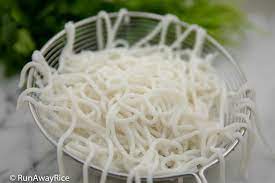 Tilt it a little so the rice liquid covers the bottom of the pan. Rice Noodle Rice Vermicelli Bun Tuoi Runawayrice
