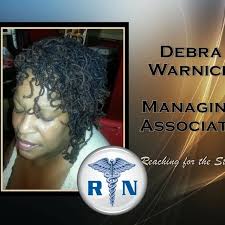 Debra Warnick's Instagram, Twitter & Facebook