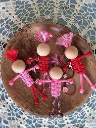 La Saint Valentin Porte Cles Paracord Personnes Porte Cle Charme Porte Cle De La Saint Valentin Coeur P Saint Valentin Diy Valentines Bricolage Paracorde