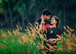 Varun Aduthila Photography On Instagram Keraladiaries Kerala Ke Cute Couples Photography Indian Wedding Photography Poses Wedding Couple Poses Photography