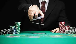 What has made online poker more popular than offline poker? | Best Online  Casinos 24