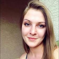 Fundraiser for DANGUOLE Beemsterboer by Arturo Languren : Viktorija Danyte