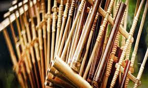 Alat musik ini biasanya dimainkan pada malam hari saat anda berurusan dengan ternak. Alat Musik Tradisional Beserta Gambar Dan Penjelasannya