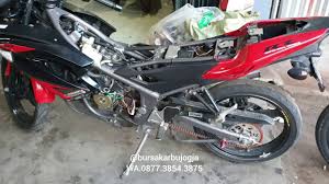 Simak daftar harga ninja h2 2021 di bawah untuk melihat harga otr dan promo yang tersedia serta informasi dp dan cicilan. Bedah Bengkel Sosok Legendaris Di Dunia Ninja 2tak Hengkie Wiriasantika Kie85motor By Kawasaki Ninja Tuner