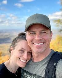 Justin Kee's Instagram, Twitter & Facebook