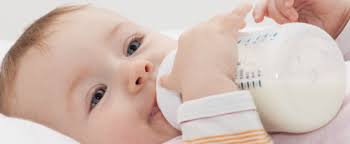 Unter abstillen wird allgemein verstanden, wenn das baby langsam daran gewöhnt wird, seine nahrung nicht mehr aus brust der mutter zu beziehen. Abstillen Wie Und Wann Entwohnen