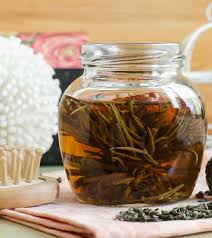 2 using essential oils to treat hair loss. Diy Herbal Hair Rinses For Healthy And Strong Hair