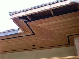 Stain One Row Of Wood Soffit Exterior House Remodel Facade House House Exterior