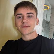 Carl Wilkey's Instagram, Twitter & Facebook