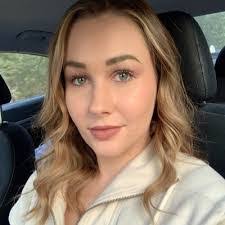 Paige Neely's Instagram, Twitter & Facebook