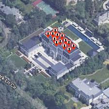 Mike Beauvais on X: Kendrick took a Google Map of that mans house,  covered it in sex offender icons and then used it as the track art. He  *hates* that man. t.coYlwdYD8hSQ 