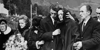 George's chapel in windsor castle on saturday. Haunting Photos Show The Tragic Aberfan Disaster In 1966