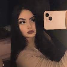 Anyone know any dealerships that do in house financing?