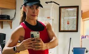 El actor uruguayo publicó en redes sociales: Vanessa Guzman Reacciona A Agresivo Mensaje De Uberto Bondoni Labotana Com