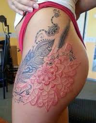 Before asking how much does a tattoo cost?, you need to know some of the extra costs. Love That Tattoo Especially The Feather On The Left Tattoo Feder Feather Red Ink Tattoos Hip Tattoos Women Leg Tattoos