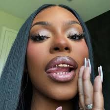 Andre' Hubbard (Thyrealandre@)